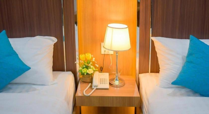 Thanburi Hotel Udon Thani Buitenkant foto