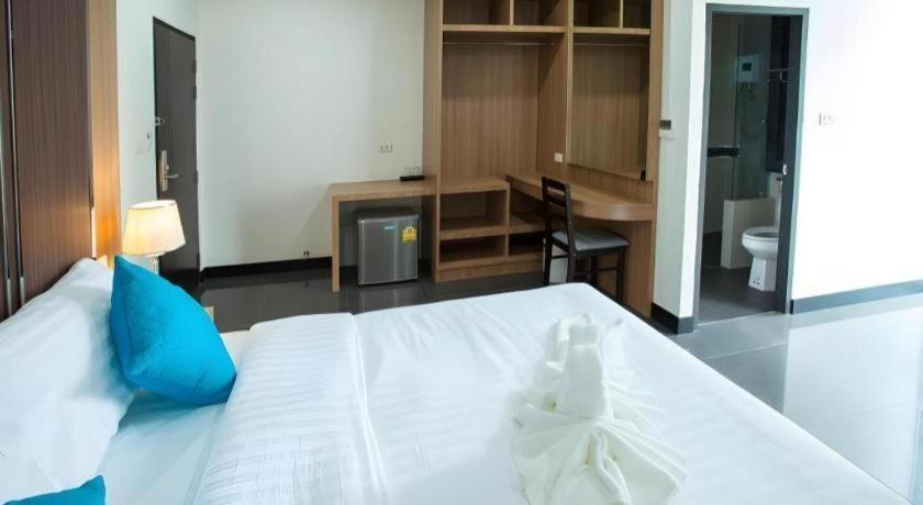 Thanburi Hotel Udon Thani Buitenkant foto