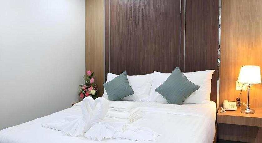 Thanburi Hotel Udon Thani Buitenkant foto