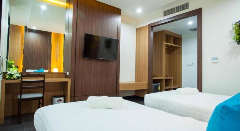 Thanburi Hotel Udon Thani Buitenkant foto
