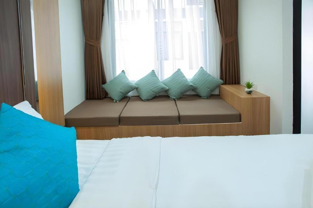 Thanburi Hotel Udon Thani Buitenkant foto