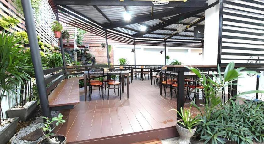 Thanburi Hotel Udon Thani Buitenkant foto