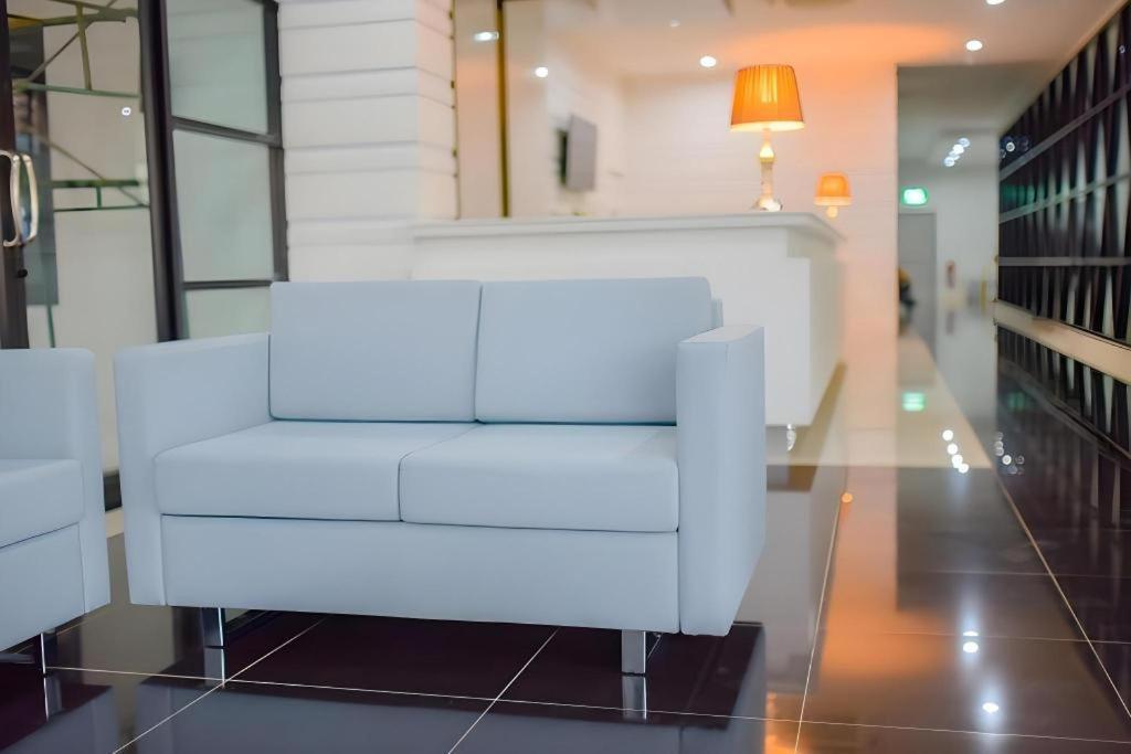 Thanburi Hotel Udon Thani Buitenkant foto