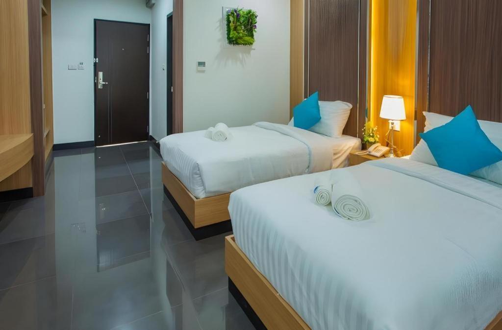 Thanburi Hotel Udon Thani Buitenkant foto